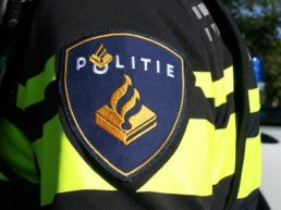 Spiegels van auto's getrapt, politie zoekt getuigen