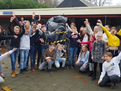 Tweede plaats voor leerlingen van De Akker bij Textiel Race Noord-Veluwe