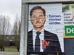 Twee Puttenaren aangehouden voor het bekladden van verkiezingsposters