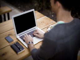 Meldpunt Fouten in Overheidsregistraties van start