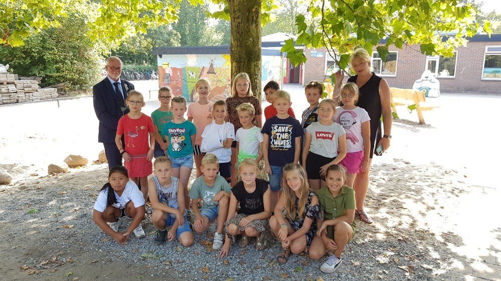 Noord-Veluwse scholen strijden tegen elektronisch afval! - Puttensezaken.nl