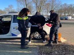 Twee aanhoudingen na diefstal met geweld