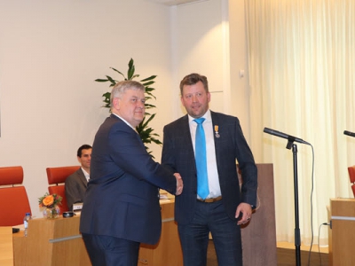 ​Koninklijke onderscheiding voor raadslid Van den Heuvel