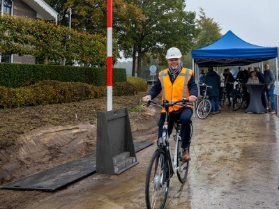 ​Vernieuwde Waterweg en Zuiderzeestraatweg officieel geopend