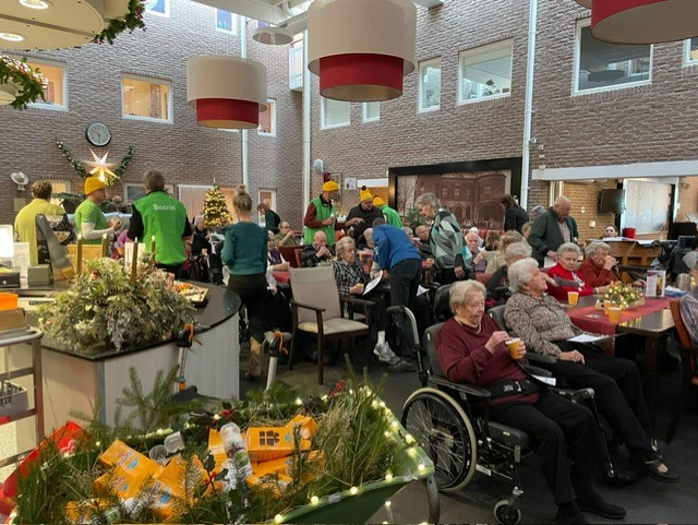 ?Melkveehouders trakteren op chocolademelk bij Elim en De Schauw