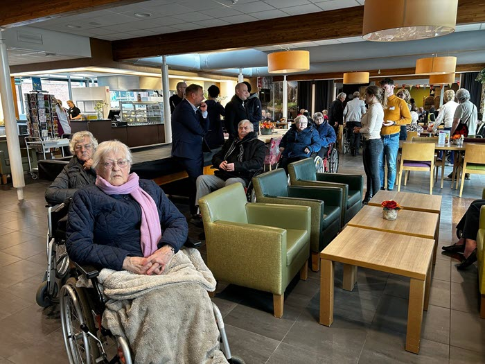 Een gezellige ochtend voor de bewoners van De Schauw 2