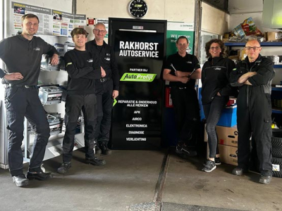 ​Autobedrijf Rakhorst viert 25-jarig jubileum met alle klanten