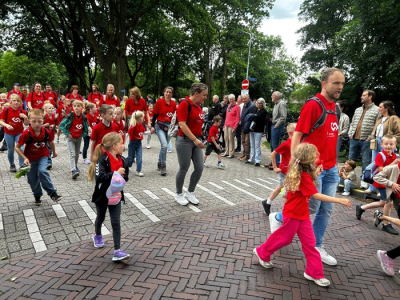 ​De lopers van de avondvierdaagse maken zich op voor de derde avond