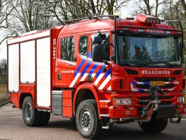 Brandweer en politie gehinderd door omstanders bij brand aan de Henslare