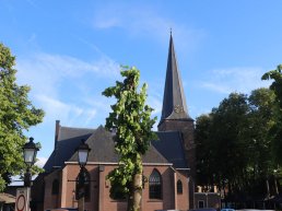 ​Menselijke resten ontdekt bij Oude Kerk: gemeente om opheldering gevraagd