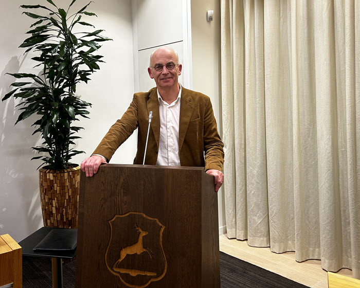 Wonen in de achtertuin (column)