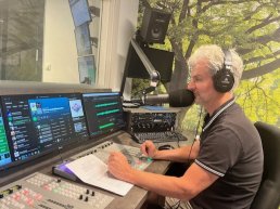 Pieter Kuiper is de stem achter ‘Klassiek op Zondag’ bij Veluwe FM