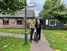 'In de meest ideale wereld zouden Denise en ik dagelijks gaan wandelen met Izzy'