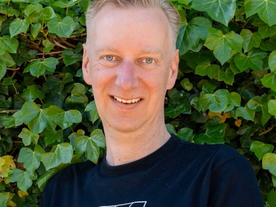 ​Een open deur op zondagmiddag (column)