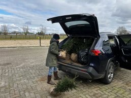 Inwoners buitengebied planten duizenden streekeigen bomen en struiken