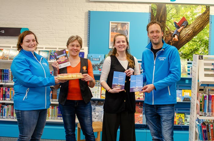 ChristenUnie bezoekt de bibliotheek: 'Samen groeien tussen de boeken'