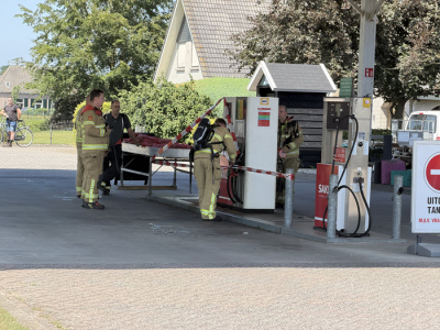 ​Tankstation tijdelijk gesloten na melding van brandstoflucht