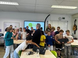 ​Leerlingen van De Korenbloem zamelen elektronisch afval in