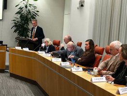 ​Ten Klooster (SGP) over woningbouw, de boerensector en gemeentelijke lasten